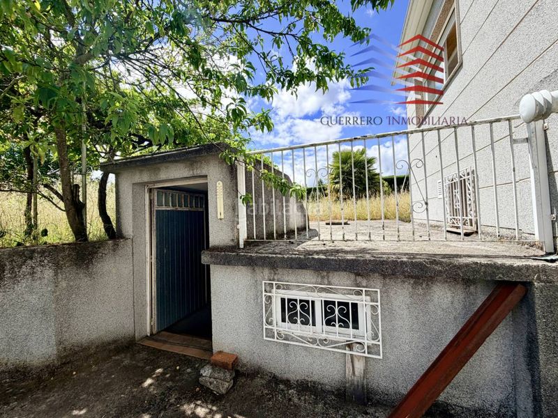 Foto 0e3333fd-ef58-4d7e-84b7-8f5aab0f8996. Casa amb calefacció aparcament a Coles