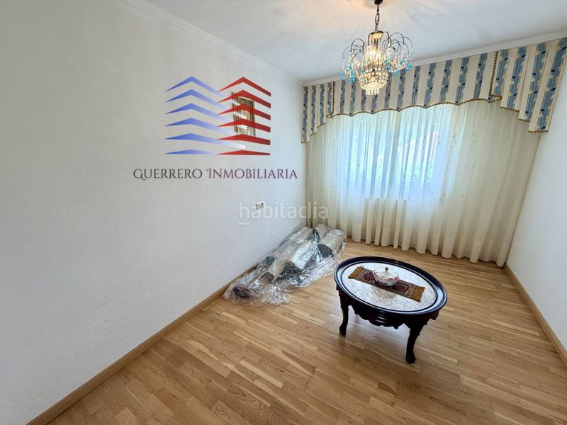 Foto 22f79751-a662-46a6-bb02-6ae71339e7e8. Casa amb calefacció aparcament a Coles