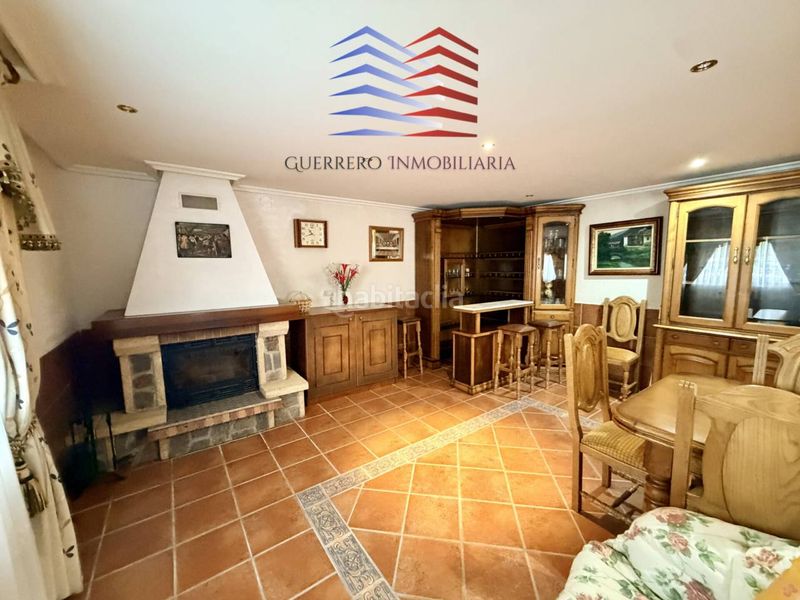 Foto 8614c60d-0ea0-42d6-8d1a-22612600bcd8. Casa amb calefacció aparcament a Coles