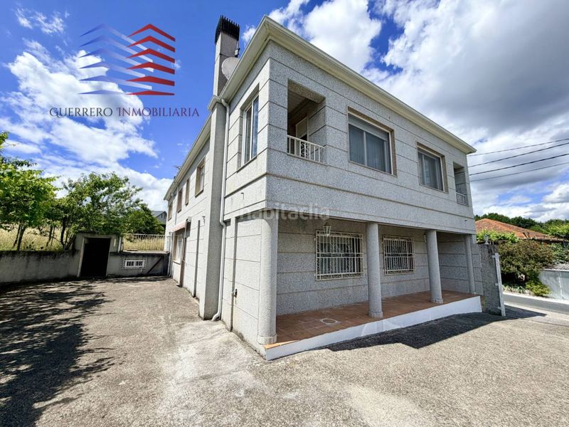 Foto a53ea335-1d4f-449f-bd3e-4253cb51e582. Casa amb calefacció aparcament a Coles