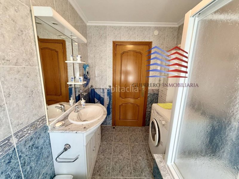 Foto b31973e1-a978-4ab3-9c44-fa61427e6b70. Casa amb calefacció aparcament a Coles