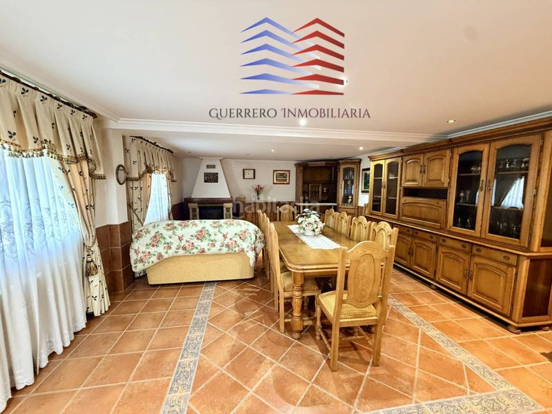 Foto b617bfc9-69df-423e-9a6a-a998cc6c89f1. Casa amb calefacció aparcament a Coles