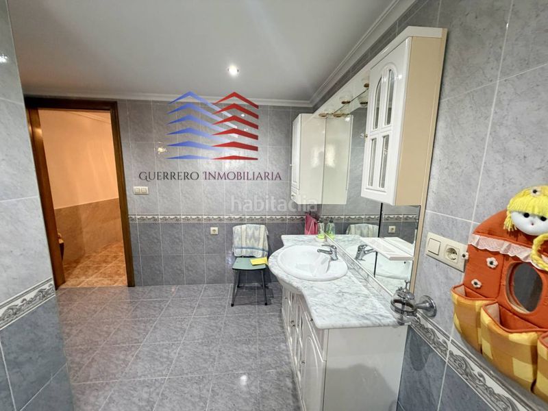 Foto cc927877-e49b-4144-86d3-d34be10ebadb. Casa amb calefacció aparcament a Coles