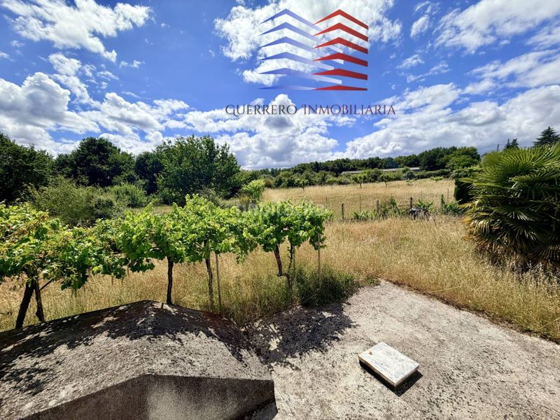 Foto d2a06cbc-f992-4945-aa51-b53708b6178a. Casa amb calefacció aparcament a Coles