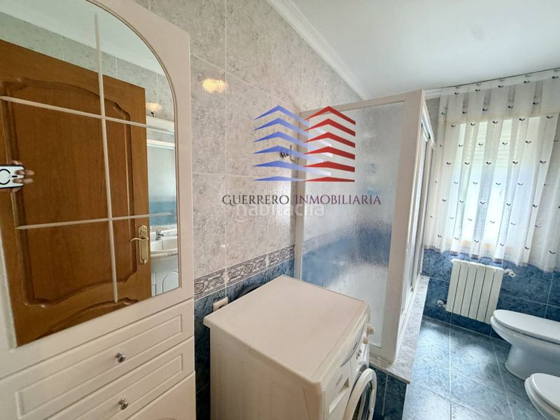 Foto f868f510-96c3-4785-ad3d-18c6671b9253. Casa amb calefacció aparcament a Coles