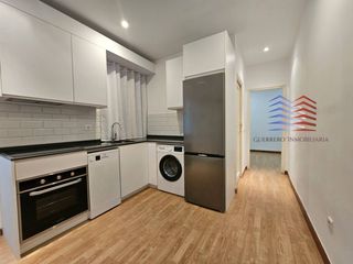 Miete Appartement  Calle narváez. Alquiler de apartamento en calle narváez, madrid  1.400 mes comu