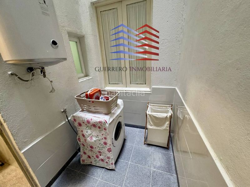 Foto 88f9d49b-ac6e-4d6b-9efa-0ab682ed2284. Rent flat with heating in Centro Ourense