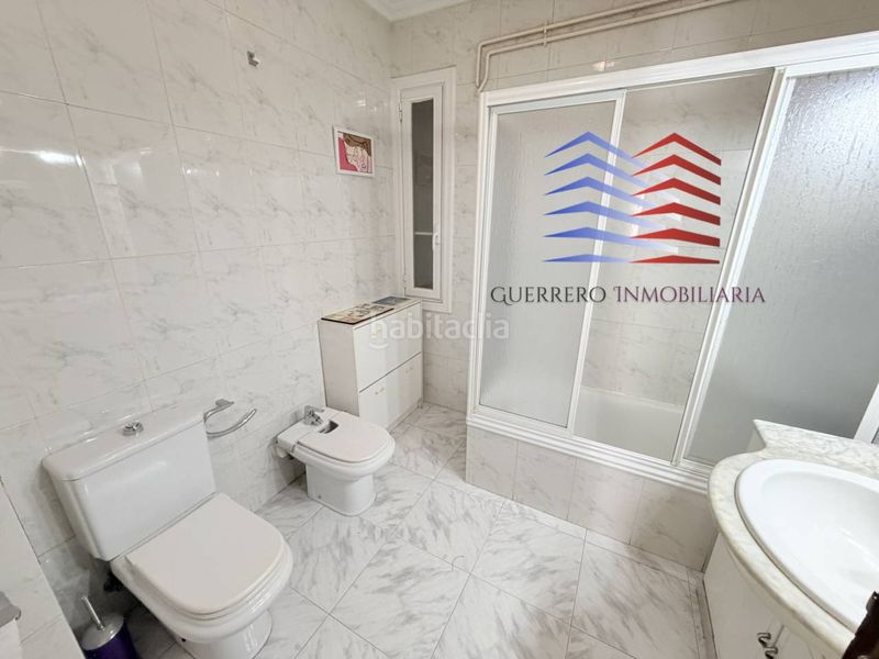 Foto 9deb236d-8adf-434d-8e97-c21a34770086. Rent flat with heating in Centro Ourense