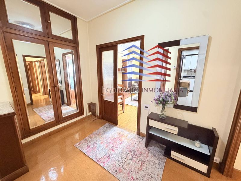 Foto d18ea289-c890-4cd9-9d34-d136756ff5c7. Rent flat with heating in Centro Ourense