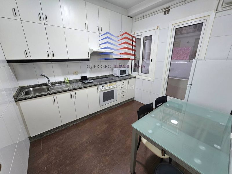 Foto 2da4ddae-f2b6-4c17-8ec3-01df7bb01136. Rent flat with heating in Centro Ourense