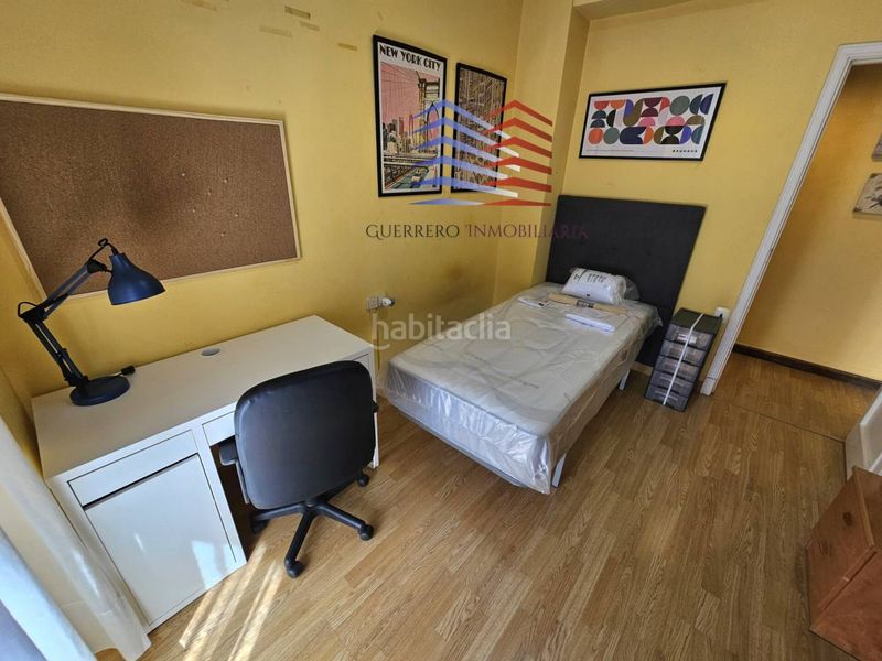 Foto d03536dc-cb27-4a4c-8298-8e81209e52c8. Rent flat with heating in Centro Ourense