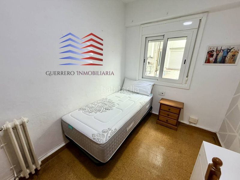 Foto 46d34550-867f-4edb-8d3d-1d3f4a00bdd0. Rent flat with heating in Centro Ourense