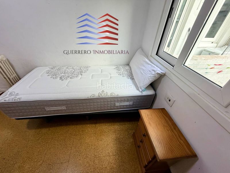 Foto 7a8cb1e7-b4d8-4d84-8332-bd5c13fd6cb0. Rent flat with heating in Centro Ourense