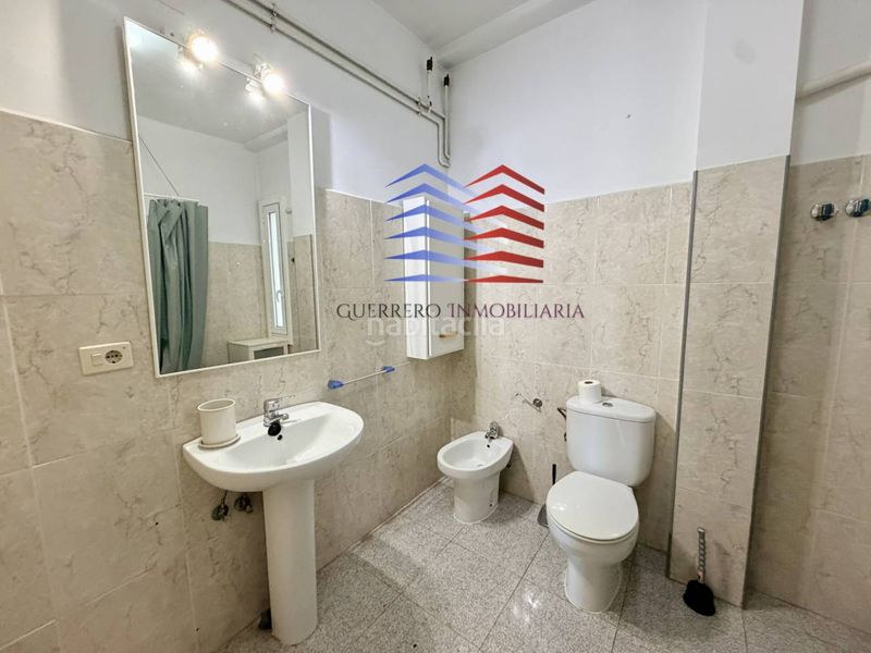 Foto 90a22d84-a3f3-4f98-9940-dd4f5c56a16a. Rent flat with heating in Centro Ourense