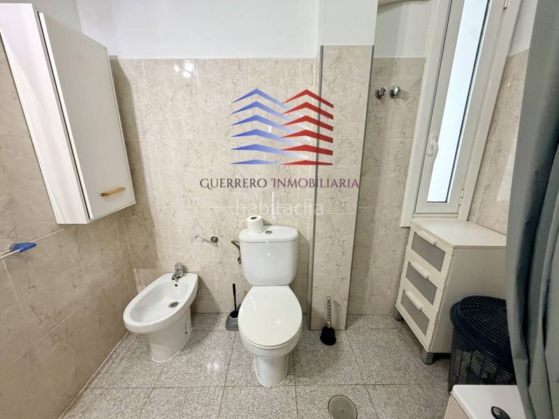 Foto cc57cf81-3104-42d2-8765-13023c5a2d3c. Rent flat with heating in Centro Ourense