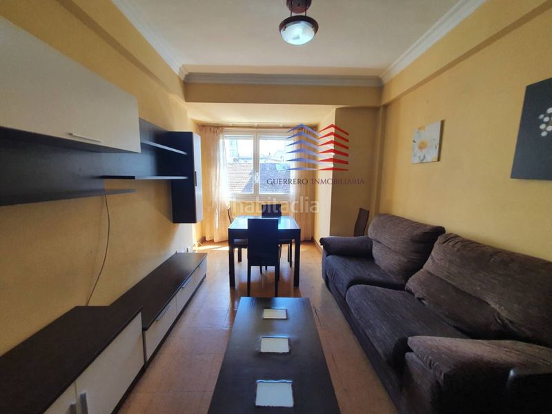 Foto ec18c2b3-68cd-449a-bc56-052a6d0743fb. Rent flat with heating in Centro Ourense