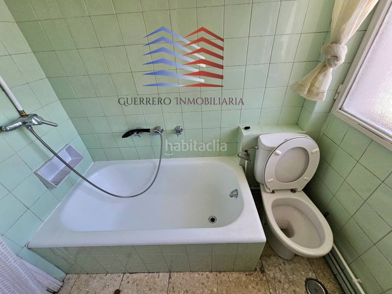 Foto 5a706980-f26d-4b59-a0d1-acea40989f49. Rent flat with heating in A Carballeira Ourense