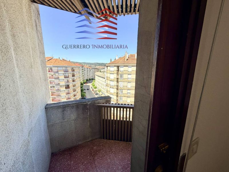 Foto 3c66a086-3e3b-4a89-bf0c-b762e4b1841c. Lloguer pis amb calefacció a Couto Ourense
