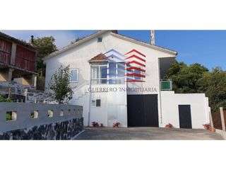 Haus in Nogueira de Ramuín. Venta de casa de dos plantas con jardín en nogueira de ramuín  1