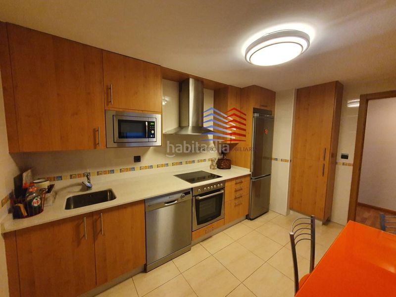 Foto 0577a2f9-e420-4580-b6a8-ab2a7f82ca60. Apartament amb calefacció aparcament a Barrocanes Ourense