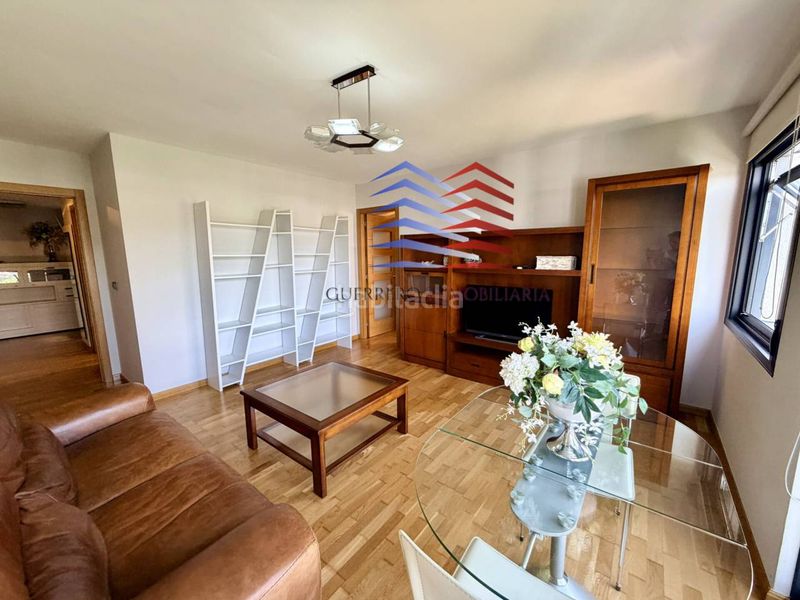 Foto adbd3dee-412c-4c38-94d9-95f6d393637f. Piccolo appartamento con riscaldamento parcheggio in Ourense