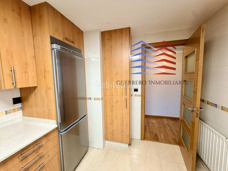Foto f267669b-901b-4795-9810-c76989395eb6. Piccolo appartamento con riscaldamento parcheggio in Ourense
