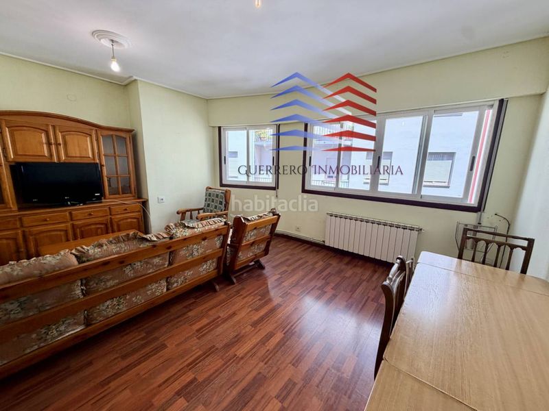Foto 1b07e3b1-3a5a-43de-bc0c-c6baa87cd416. Rent flat with heating in Couto Ourense