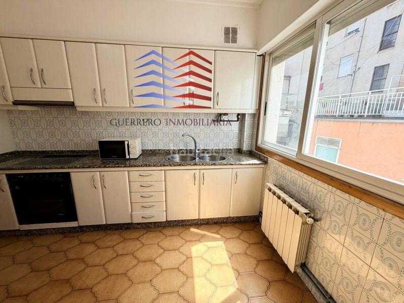 Foto 2aa23722-0214-4740-a959-8d3644755000. Rent flat with heating in Couto Ourense