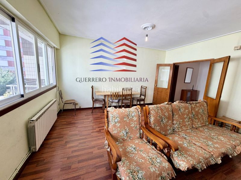 Foto 2eb60116-8008-4cbf-82bd-32b25c33c940. Rent flat with heating in Couto Ourense