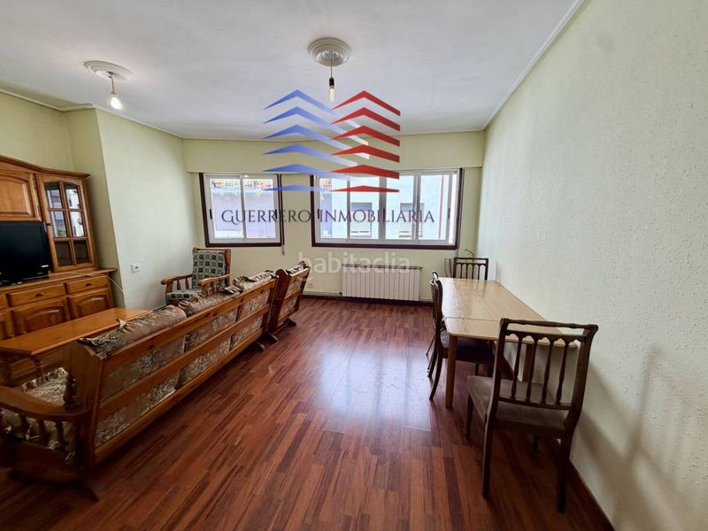 Foto 3bb974fb-01f7-42a7-91ae-0b0743143017. Rent flat with heating in Couto Ourense