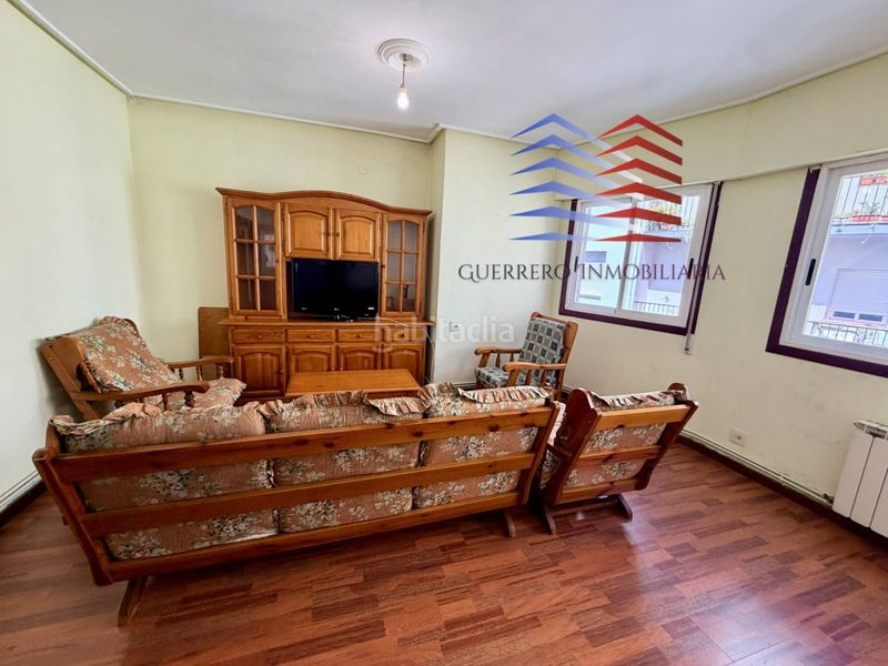 Foto 649d1a2e-419d-4f04-9431-812c491365c4. Rent flat with heating in Couto Ourense