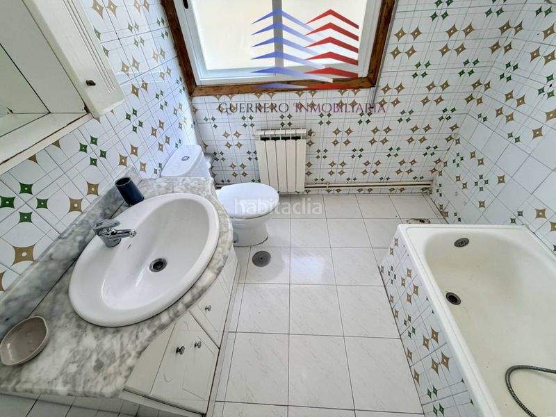 Foto 6980db5f-a4c6-4717-b58f-59388b0a6fb2. Rent flat with heating in Couto Ourense