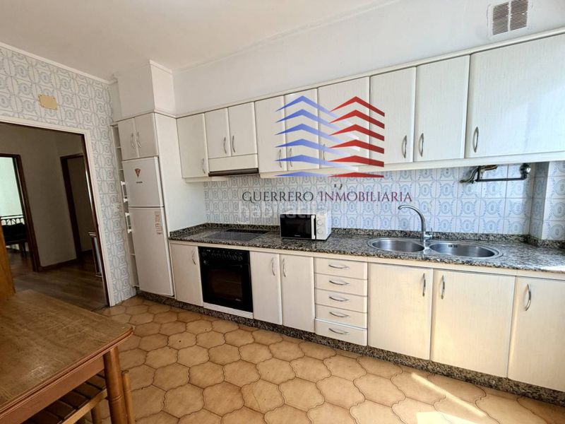 Foto 75bf6334-f0f0-402d-80c4-add3514118e5. Rent flat with heating in Couto Ourense