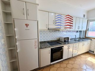 Location Appartement  Calle antonio puga. Alquiler de piso para estudiantes en rúa antonio puga  zona o co