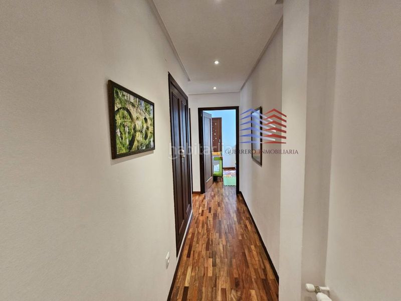 Foto 82a4bea4-9657-4c34-bd63-c97f10a1b832. Flat with heating parking in Centro Ourense