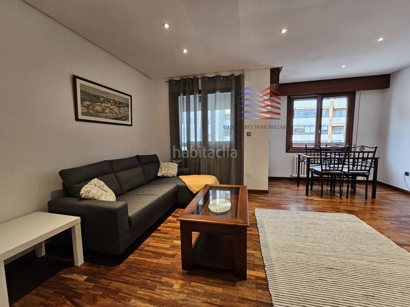 Foto c56c68f9-343a-418e-bbbb-f3c7ec37c2a7. Flat with heating parking in Centro Ourense