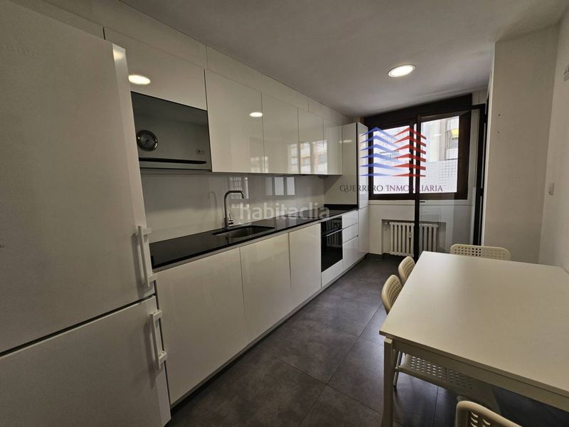 Foto ebf06884-3c9d-4acd-a55a-9a4d8b95c9ea. Flat with heating parking in Centro Ourense