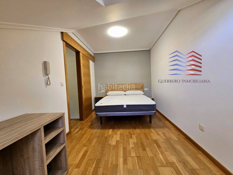 Foto 9d879931-e9a7-4d0f-8ebb-e99db8bd698d. Affitto duplex con riscaldamento in Universidad Ourense