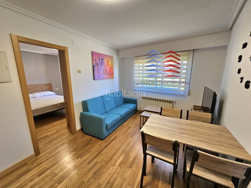 Foto 5317a96d-bdd1-4a15-ab74-f07df5bad0e0. Rent duplex with heating in Universidad Ourense