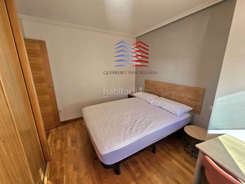 Foto c24b6753-dbb2-4558-ae26-8bdab79d15cd. Rent duplex with heating in Universidad Ourense
