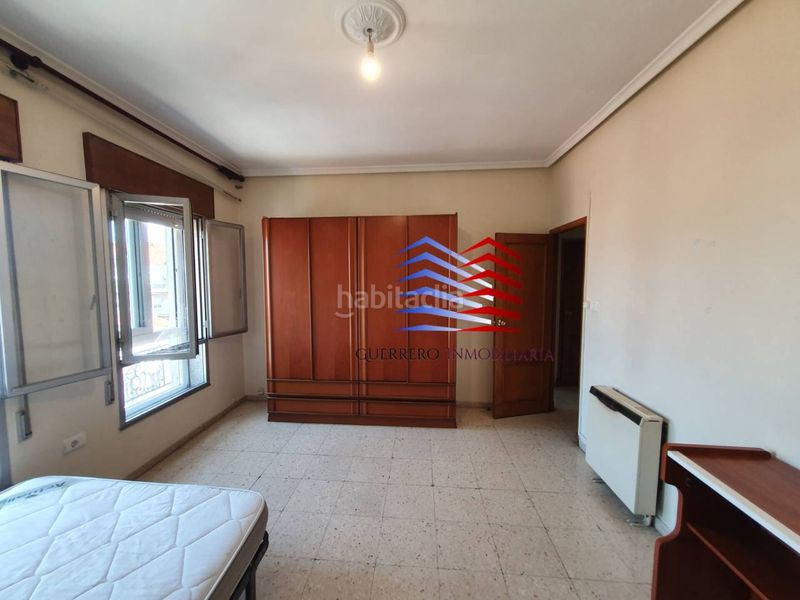 Foto 1c4580b1-edef-46ad-8f87-91d1babaaaeb. Rent flat with heating in Centro Ourense