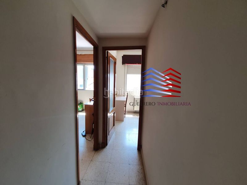 Foto a6aba5d8-ca1b-4cf0-ab98-9a7ac91f636f. Rent flat with heating in Centro Ourense