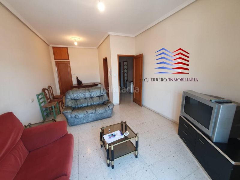 Foto b820b893-c113-448e-8c4a-bb7e8c5b13a8. Rent flat with heating in Centro Ourense
