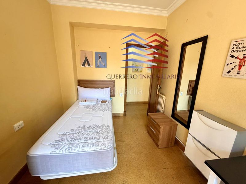 Foto 15b18580-345d-4d5d-9fac-2e6a50c2df2d. Rent flat with heating in Centro Ourense