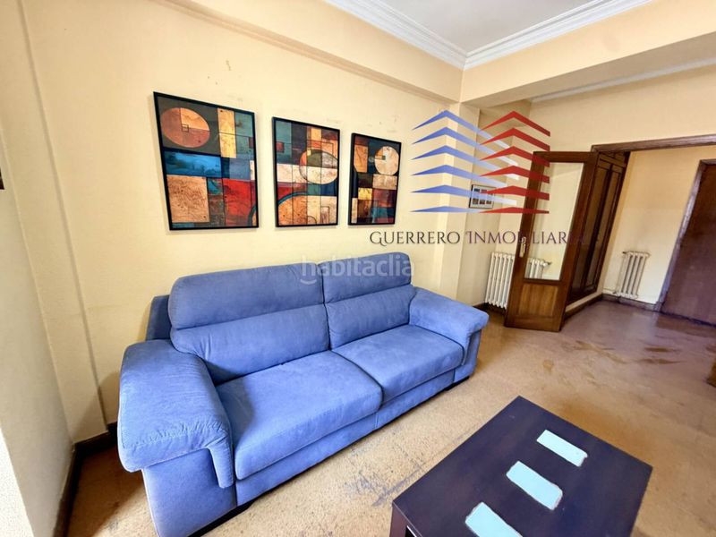 Foto 9a4693fd-3cef-42b8-bd17-ba4ae0cc2fde. Rent flat with heating in Centro Ourense