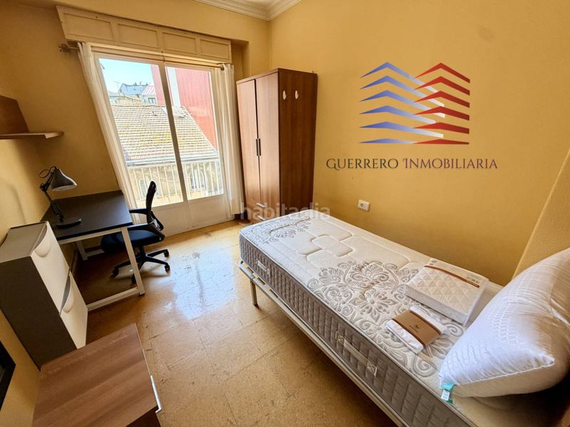 Foto ce515798-f083-453a-a00c-6a4952965f52. Rent flat with heating in Centro Ourense