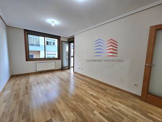 Location Appartement  Calle del río limia. Alquiler de piso exterior en zona vinteún  calle río de limia  6