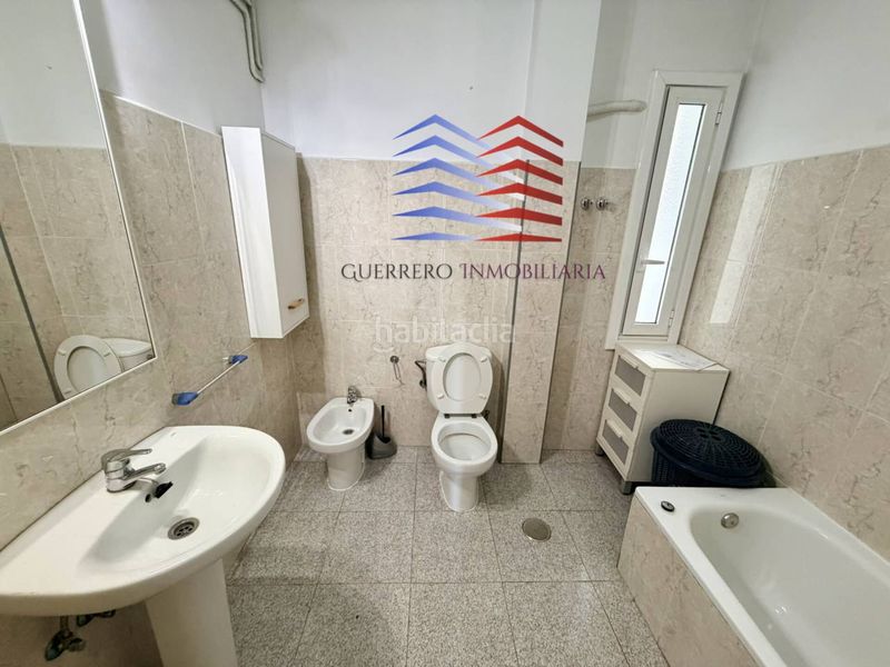 Foto 54a6956b-4207-4560-b650-dfaa96f6c6f8. Rent flat with heating in Centro Ourense