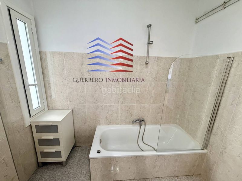 Foto f332ad93-770c-4fb8-b04a-ffa375a0d0b1. Rent flat with heating in Centro Ourense