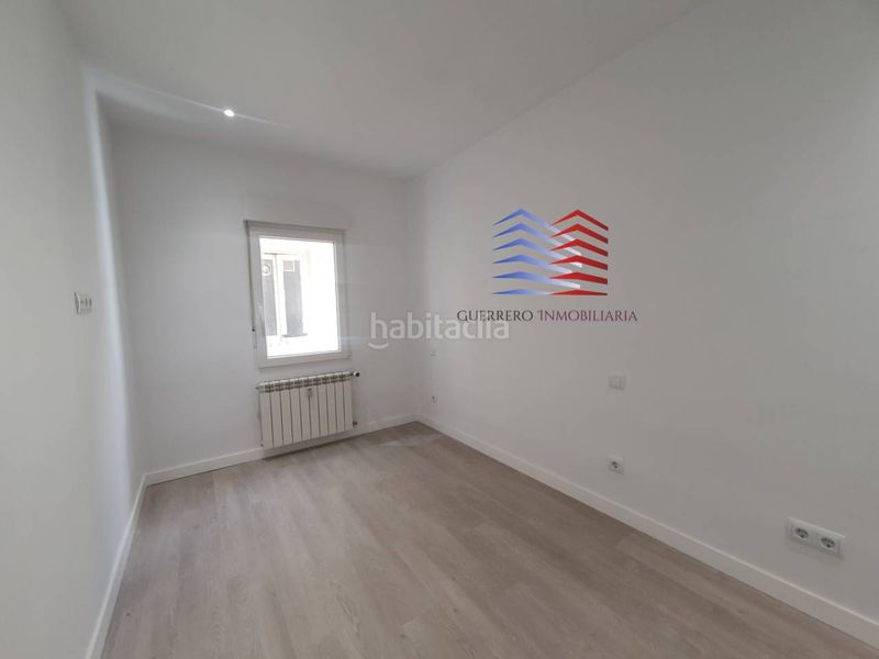 Foto f7db1ba2-c16b-4428-b8a2-f256bf9f5f1c. Lloguer apartament amb calefacció a Ibiza Madrid